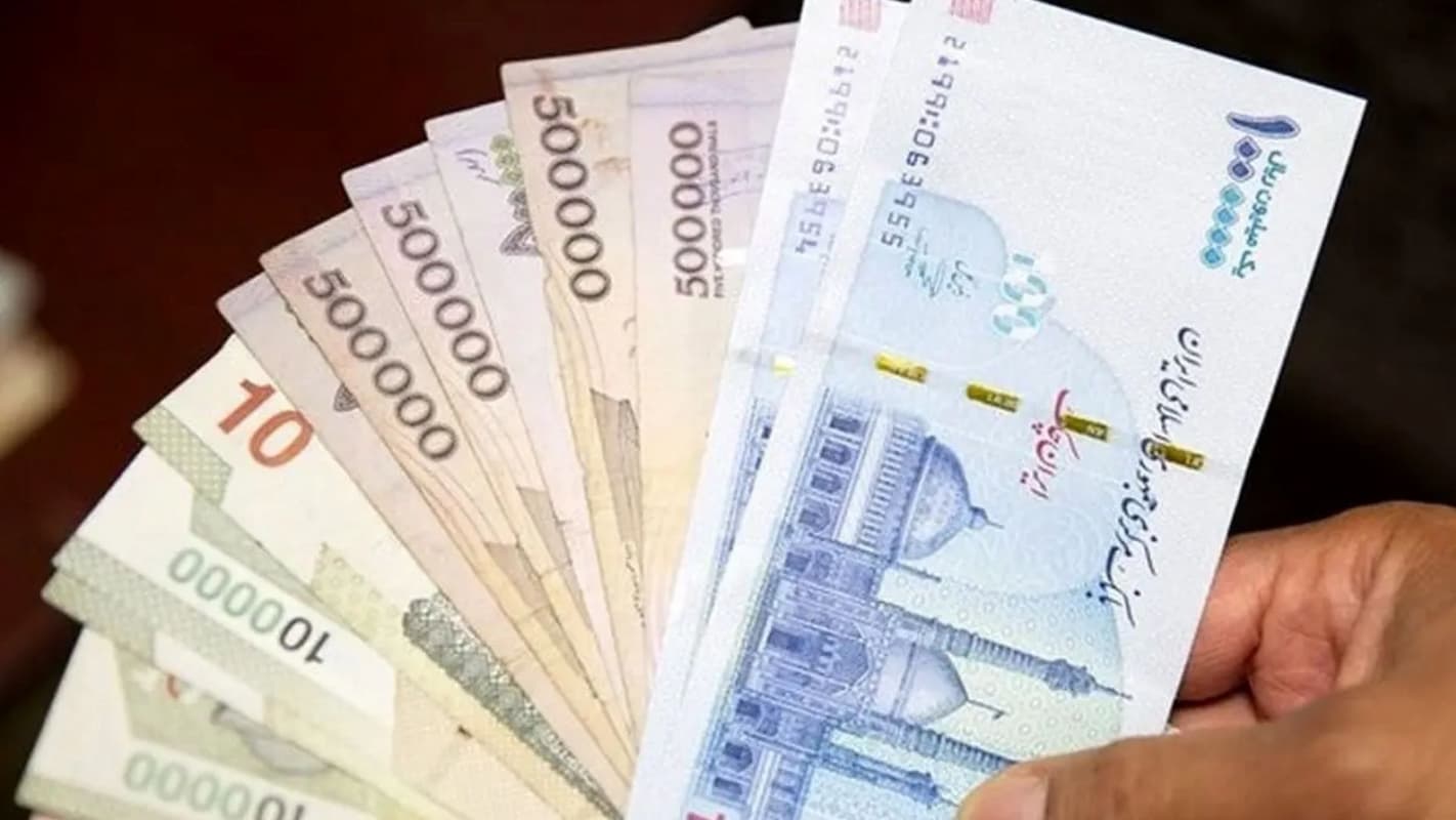 تصویب قانون پرداخت فوق‌العاده خاص به کارکنان دولت