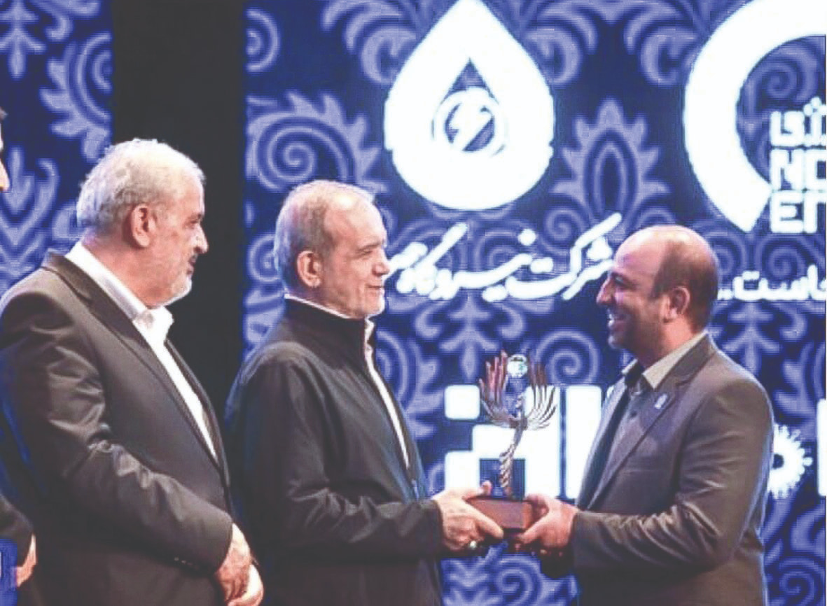 جایزه سرمایه‌گذار برتر به گروه فولاد مبارکه