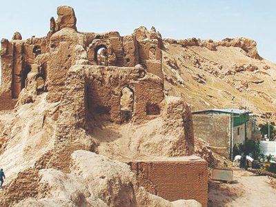 جیب خالی میراث برای ۲ قلعه‌ تاریخی کرمان