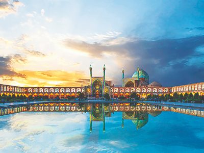 همکاری‌های بین‌المللی راهی برای رونق گردشگری ایران