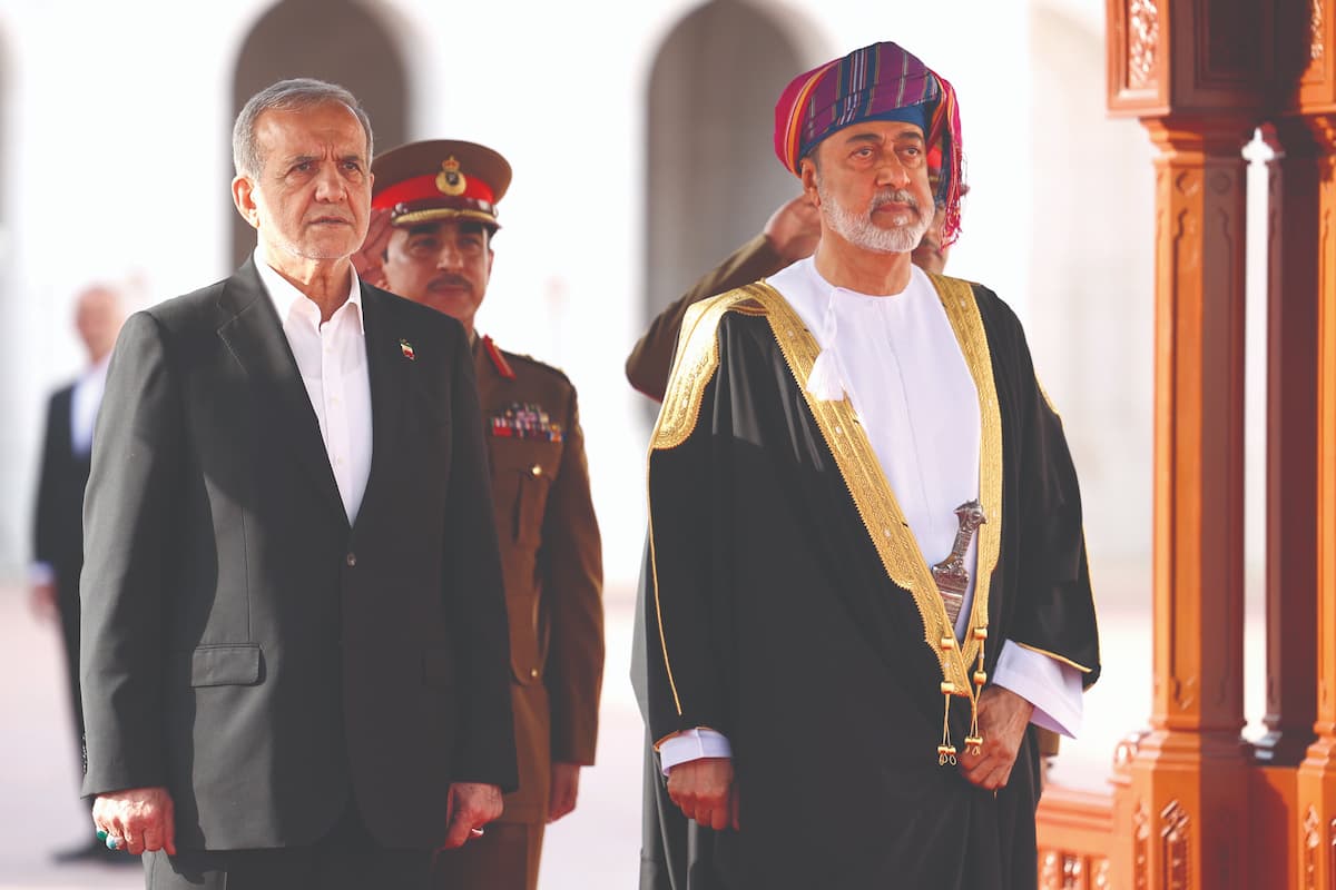 پزشکیان وارد مسقط شد پزشکیان وارد مسقط شد