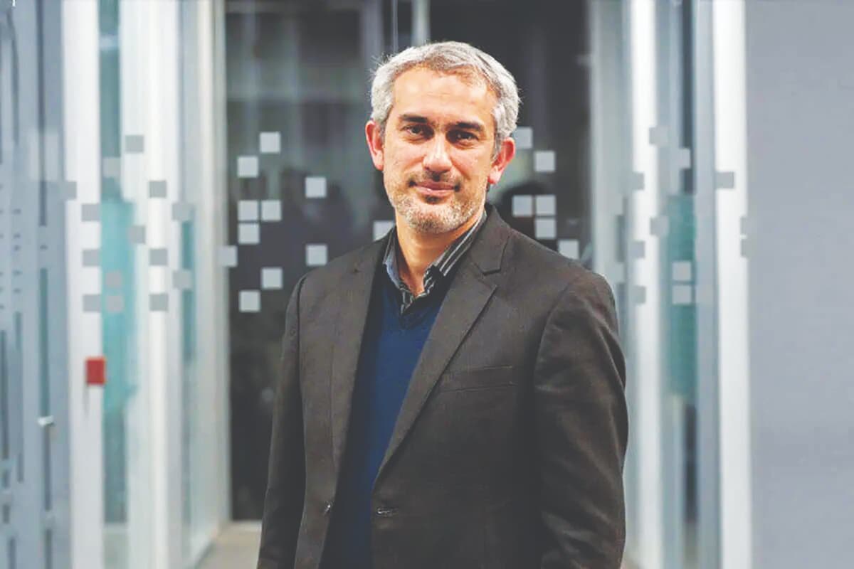 پسر شیکاگویی در باب‌همایون