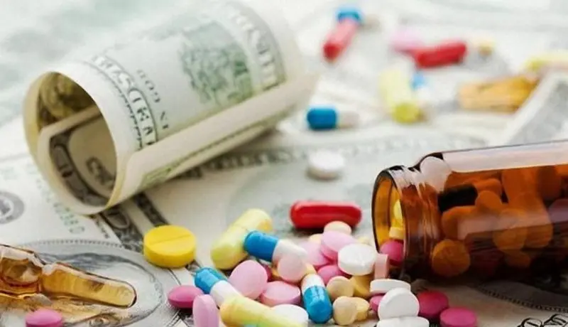 بانک مرکزی بیش از یک میلیارد دلار ارز برای واردات دارو تأمین کرد