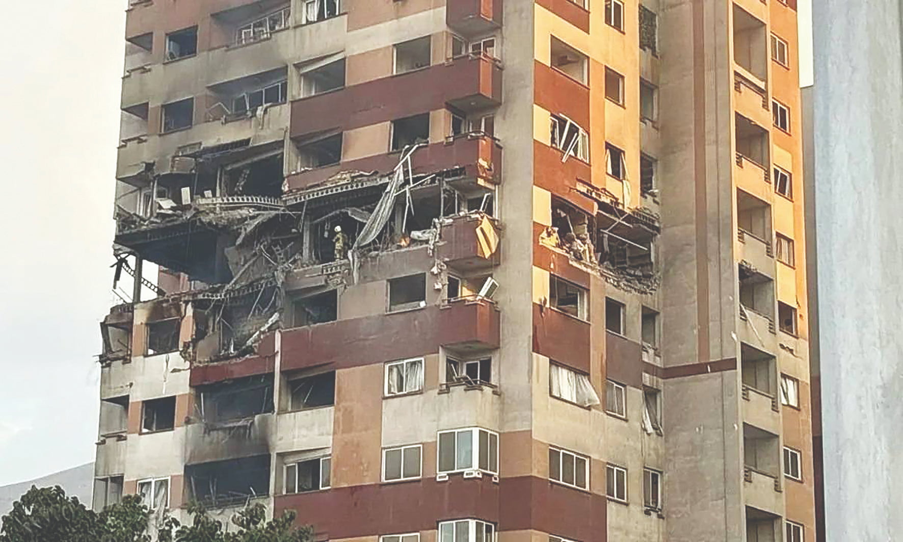 خدمات رایگان نظام مهندسی به اماکن آسیب‌دیده از جنگ