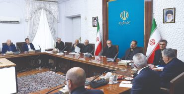 صنعتگران چرخ اقتصاد را می‌گردانند