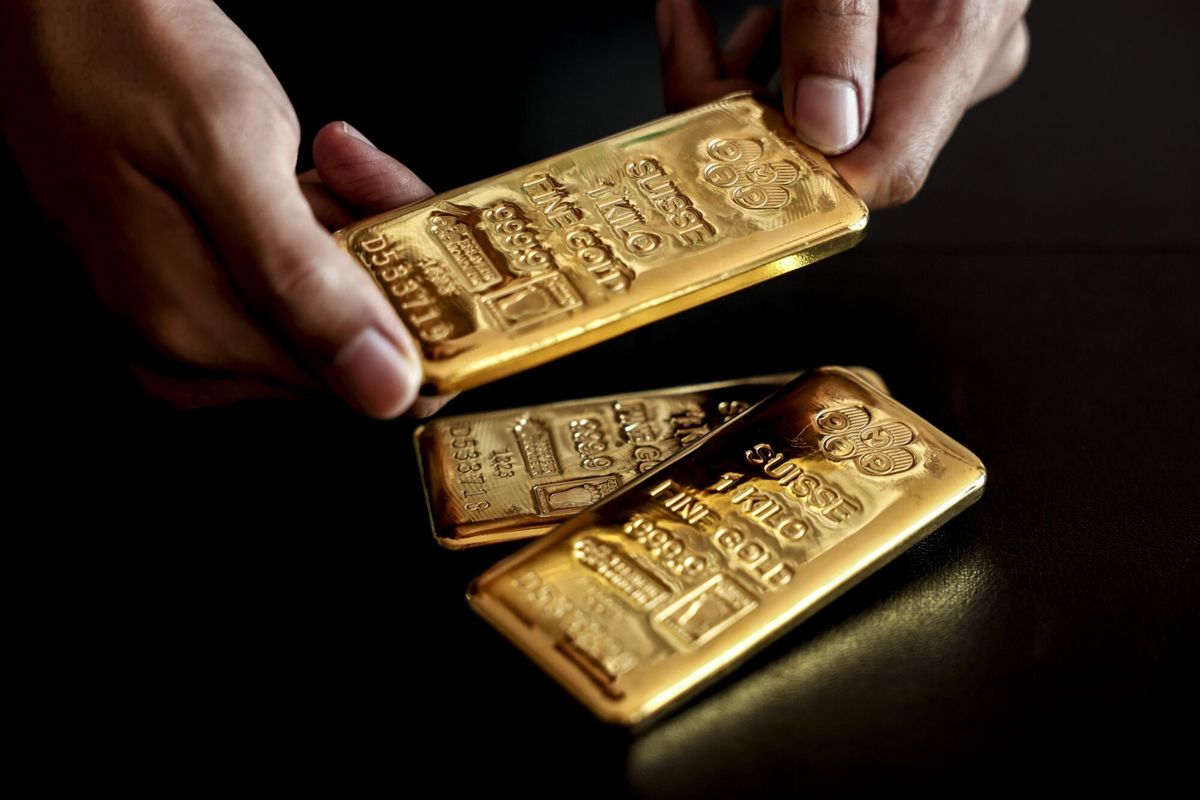 طلای جهانی در کف قیمت دو هفته اخیر ایستاد