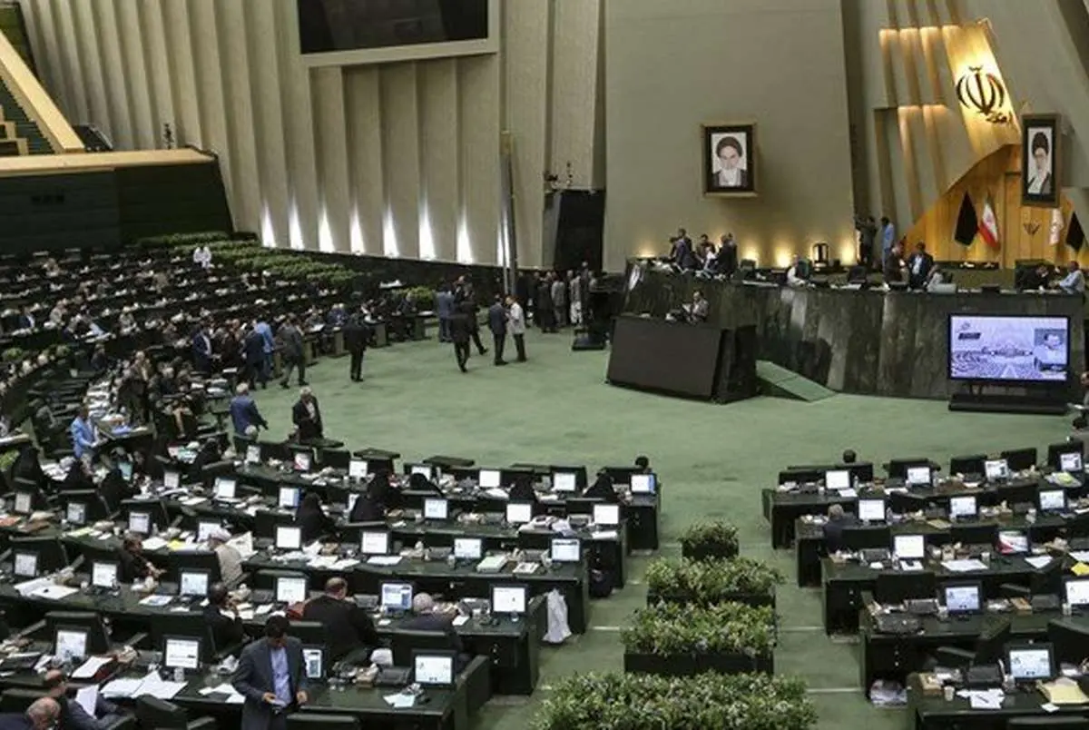رأی اعتماد به وزیر اقتصاد در جلسه ۲۶ خرداد مجلس