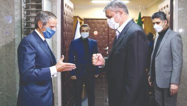 استفاده اروپا از کارت پکن برای اقناع تهران