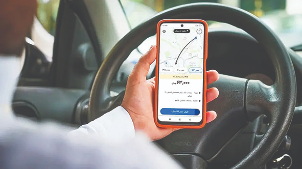 اعتراض رانندگان تاکسی اینترنتی به رییس مجلس