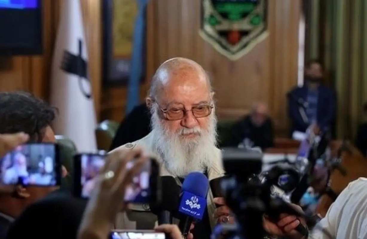 اگر آب نداریم، بخرید تا درختان خشک نشوند اگر آب نداریم، بخرید تا درختان خشک نشوند