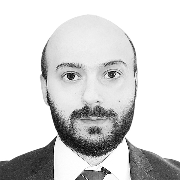 استراتژی بقا در لبه پرتگاه