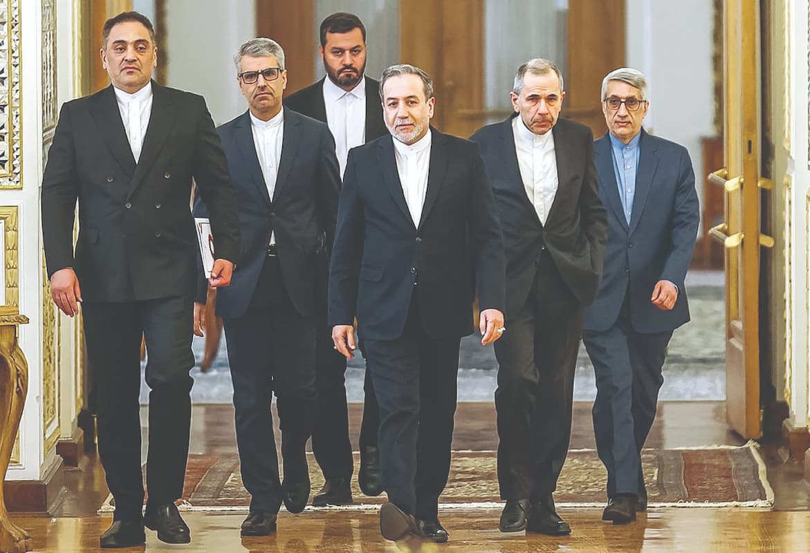 بازنگری در مسیر دیپلماسی