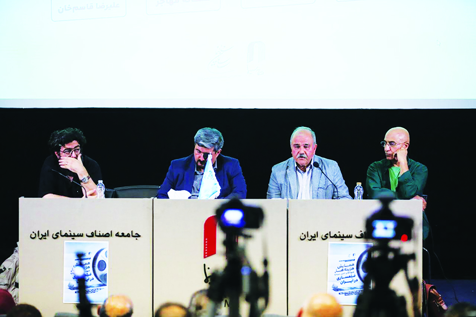 باید سینماگران را آزاد گذاشت تا در سینما فکر تولید کنند
