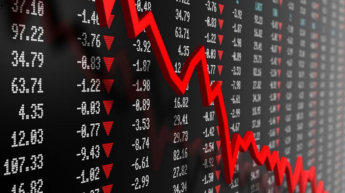 چه کسی مسئول صف فروش تاریخی بورس است؟
