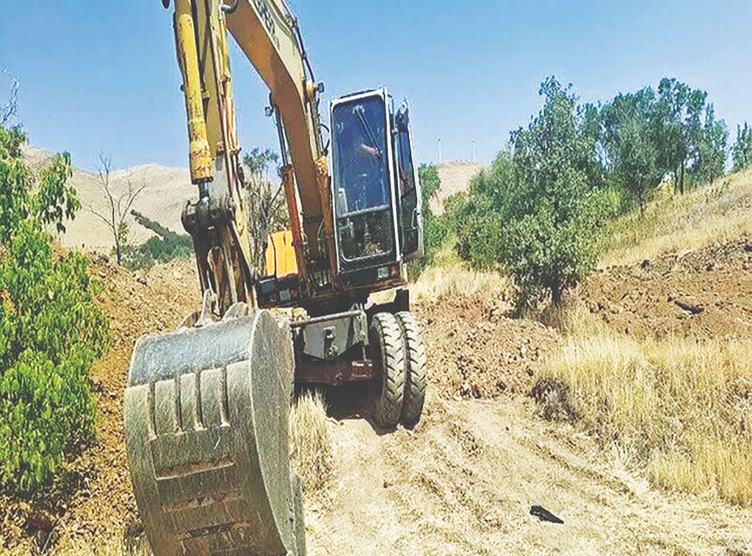 جزئیاتی از حفاری جویندگان گنج و آتش‌سوزی در آبیدر کردستان