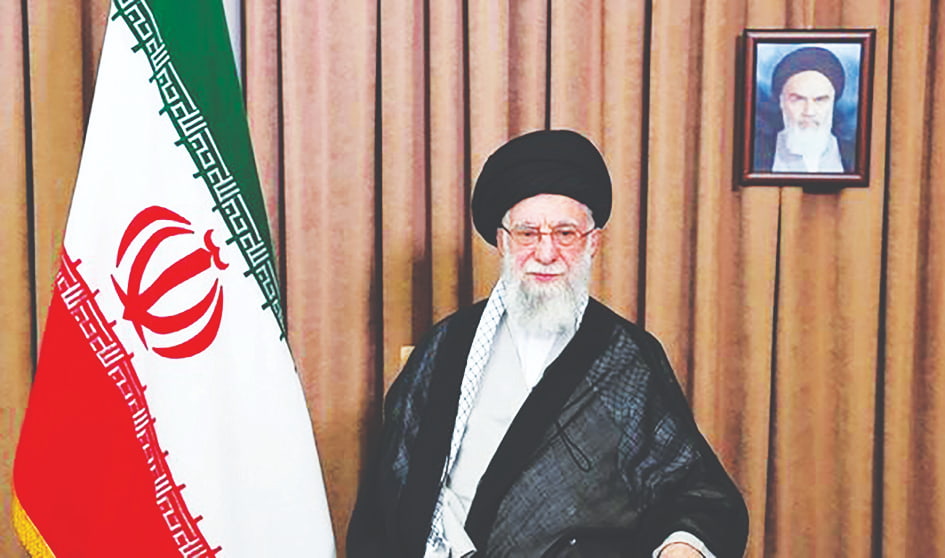 حرکات نظامی و علمی شتابنده‌تر از گذشته پیش خواهد رفت