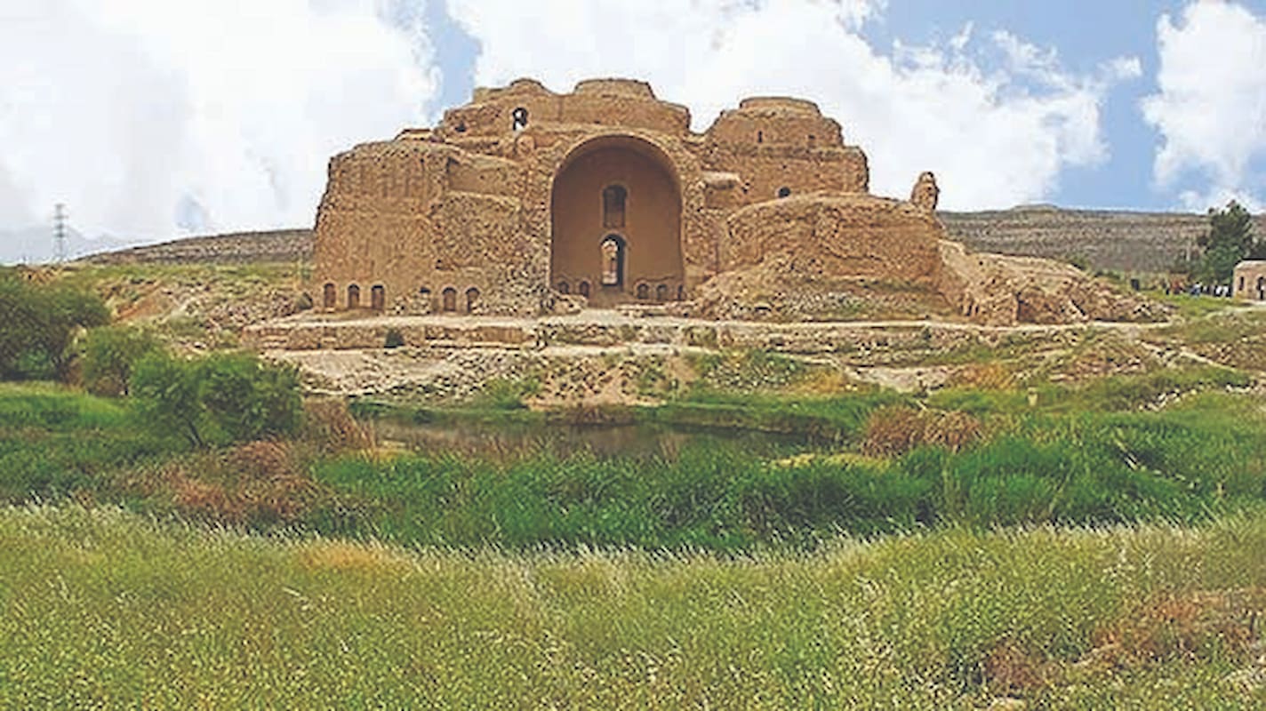 مرمت کاخ اردشیر بابکان مرمت کاخ اردشیر بابکان