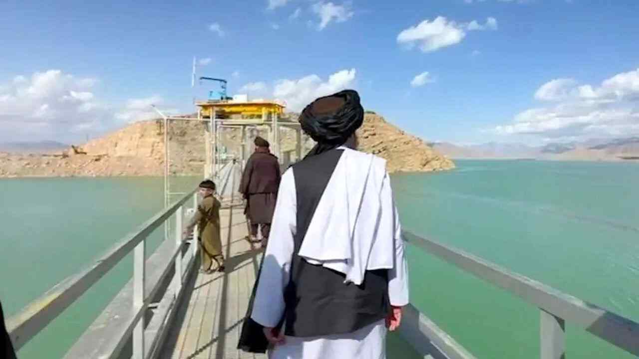 مذاکره برای واردات آب از افغانستان؛ واقعیت دارد یا نه؟ مذاکره برای واردات آب از افغانستان؛ واقعیت دارد یا نه؟