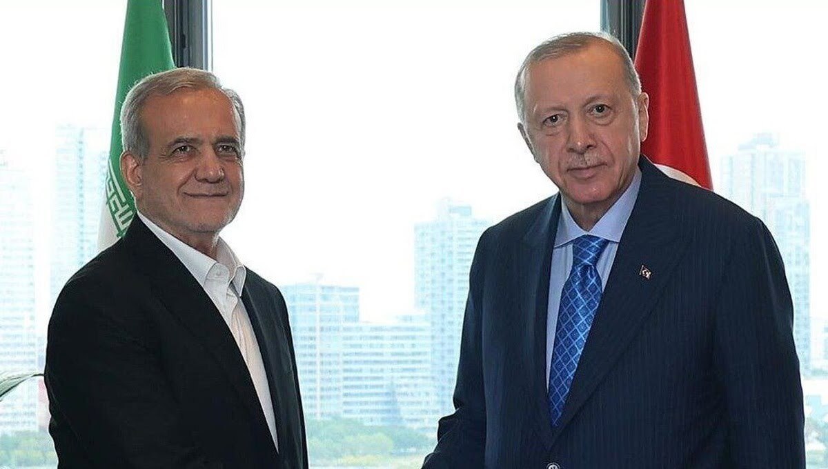 دیپلماسی چندجانبه ایران در اجلاس سران اکو دیپلماسی چندجانبه ایران در اجلاس سران اکو