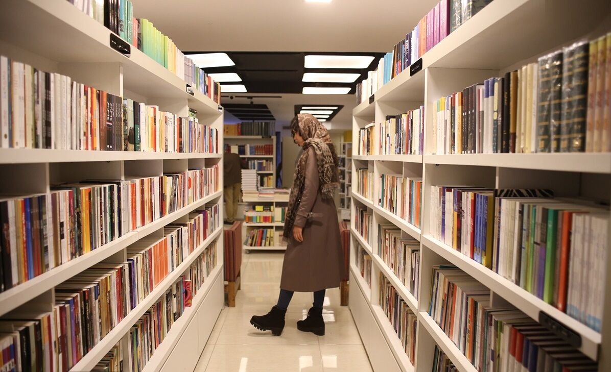 بحران ۱۲ روزه و ایست ناگزیر در تولید و فروش کتاب
