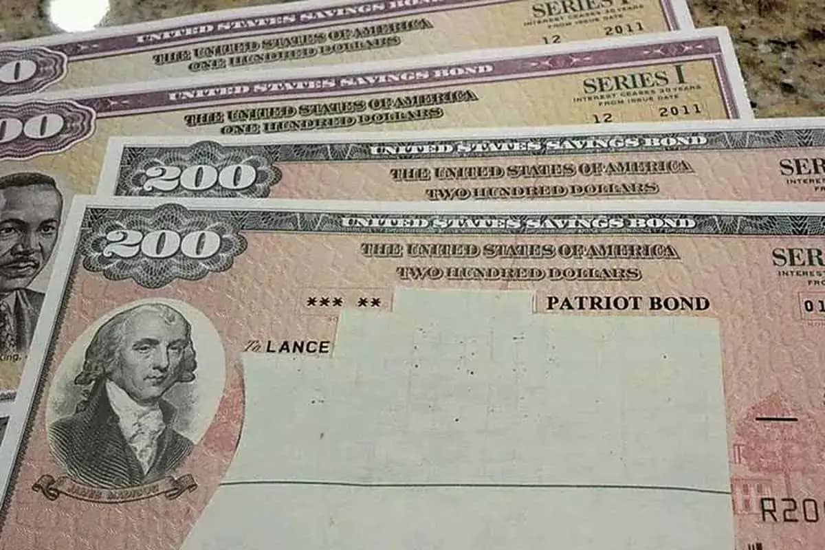 آرامش در طوفان اوراق آرامش در طوفان اوراق