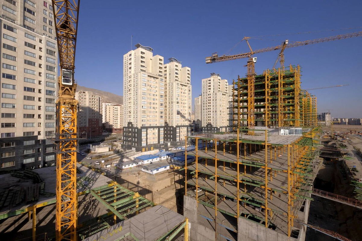 ساخت‌وساز در تهران متوقف می‌شود ؛ جهش قیمت مسکن در سایه بی آبی