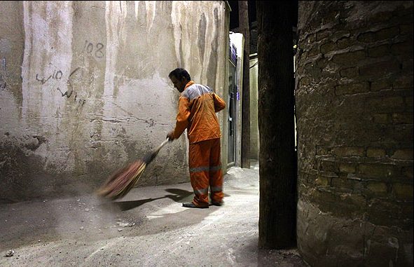 فراخوان جذب نیروهای ایرانی برای پاکبانی در تهران آغاز شد فراخوان جذب نیروهای ایرانی برای پاکبانی در تهران آغاز شد