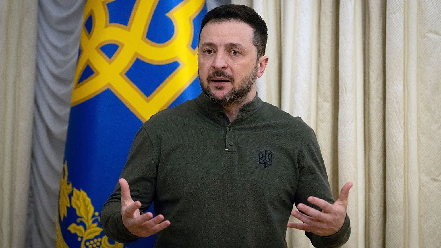 زلنسکی: اوکراین اکنون می‌تواند بدون هماهنگی با آمریکا خاک روسیه را هدف قرار دهد