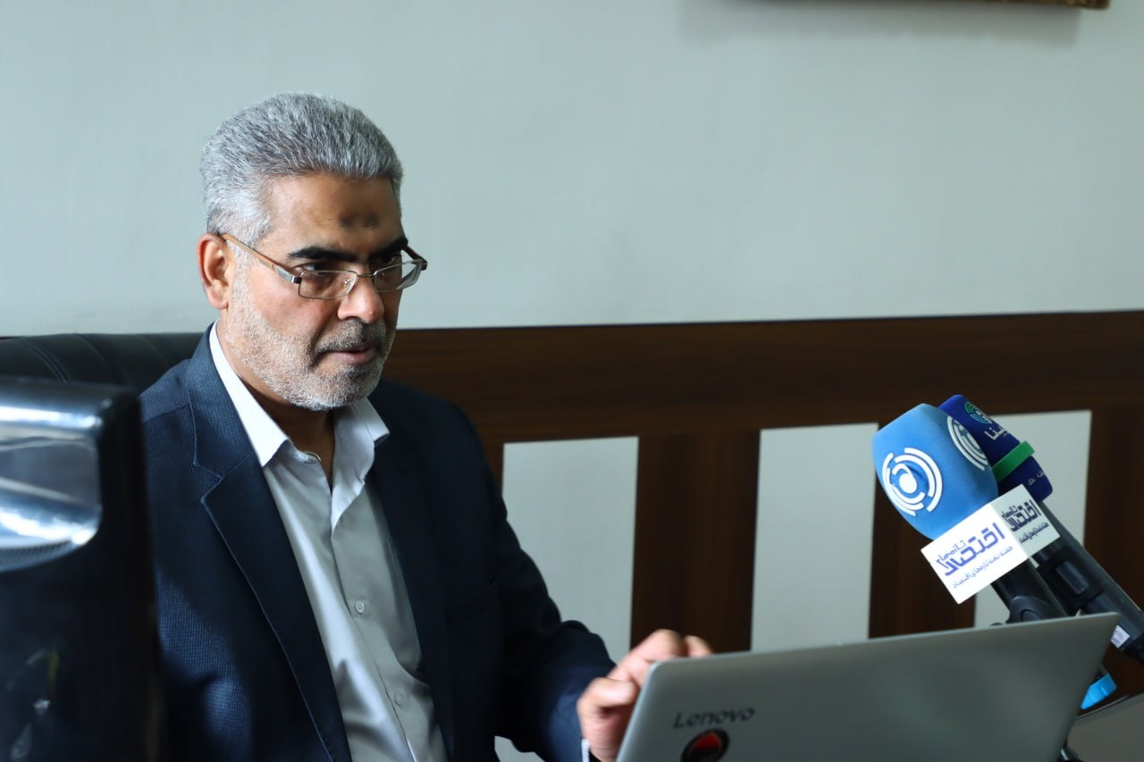 از دلار ۴۰ تومانی تا ۶۹ هزار تومانی؛ روایت صمصامی از اشتباه ارزی