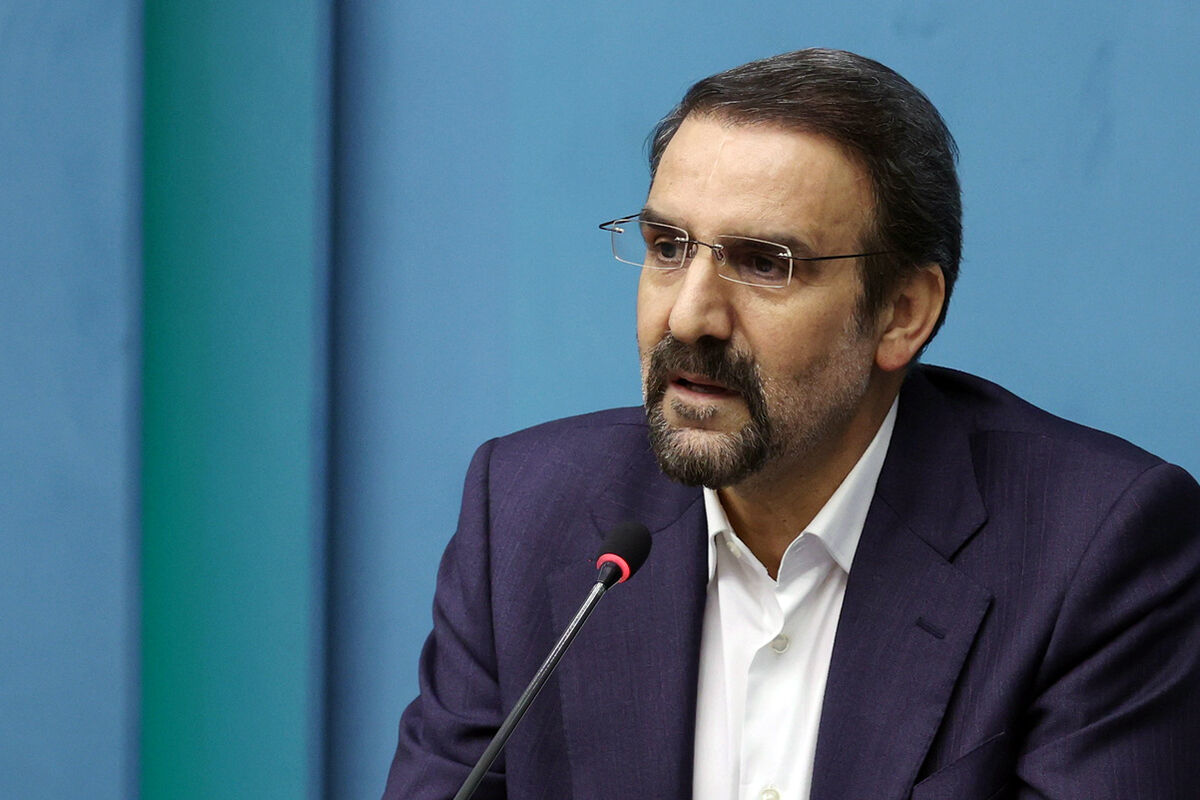 بازگشت تحریمها؛ تمرکز همهجانبه کشور بر کاهش اثرات زیانبار آن بازگشت تحریمها؛ تمرکز همهجانبه کشور بر کاهش اثرات زیانبار آن