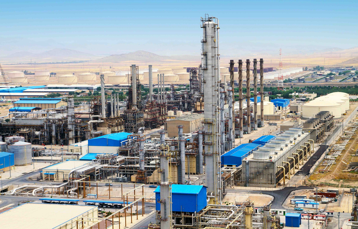 تضمین امنیت انرژی کشور همزمان با اجرای تعمیرات اساسی پالایشگاه‌ها