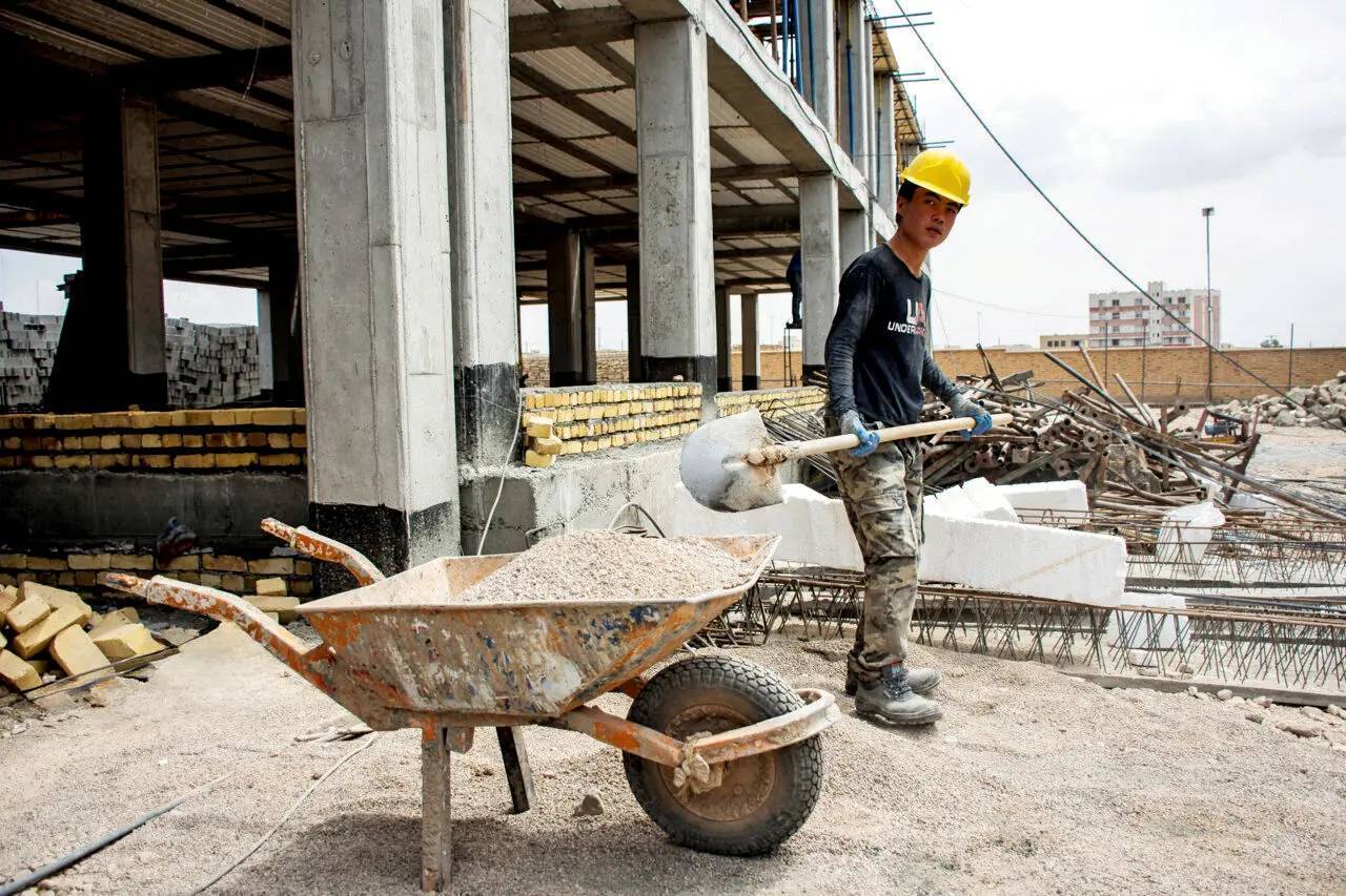 چرا اتباع کارگر بیمه نشدند؟