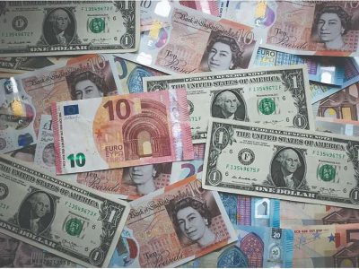 یک قدم تا ابر بحران ارزی