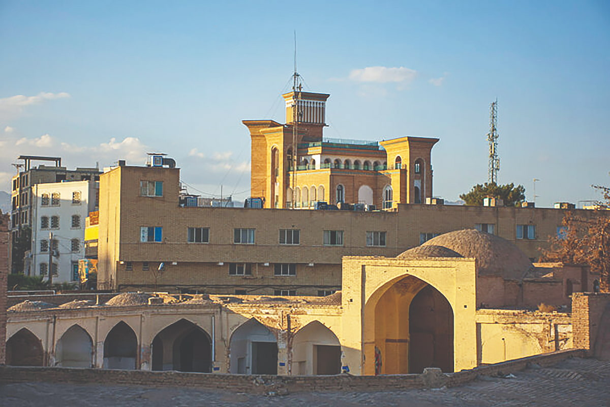 آزادسازی کاروانسرای سمنان آزادسازی کاروانسرای سمنان