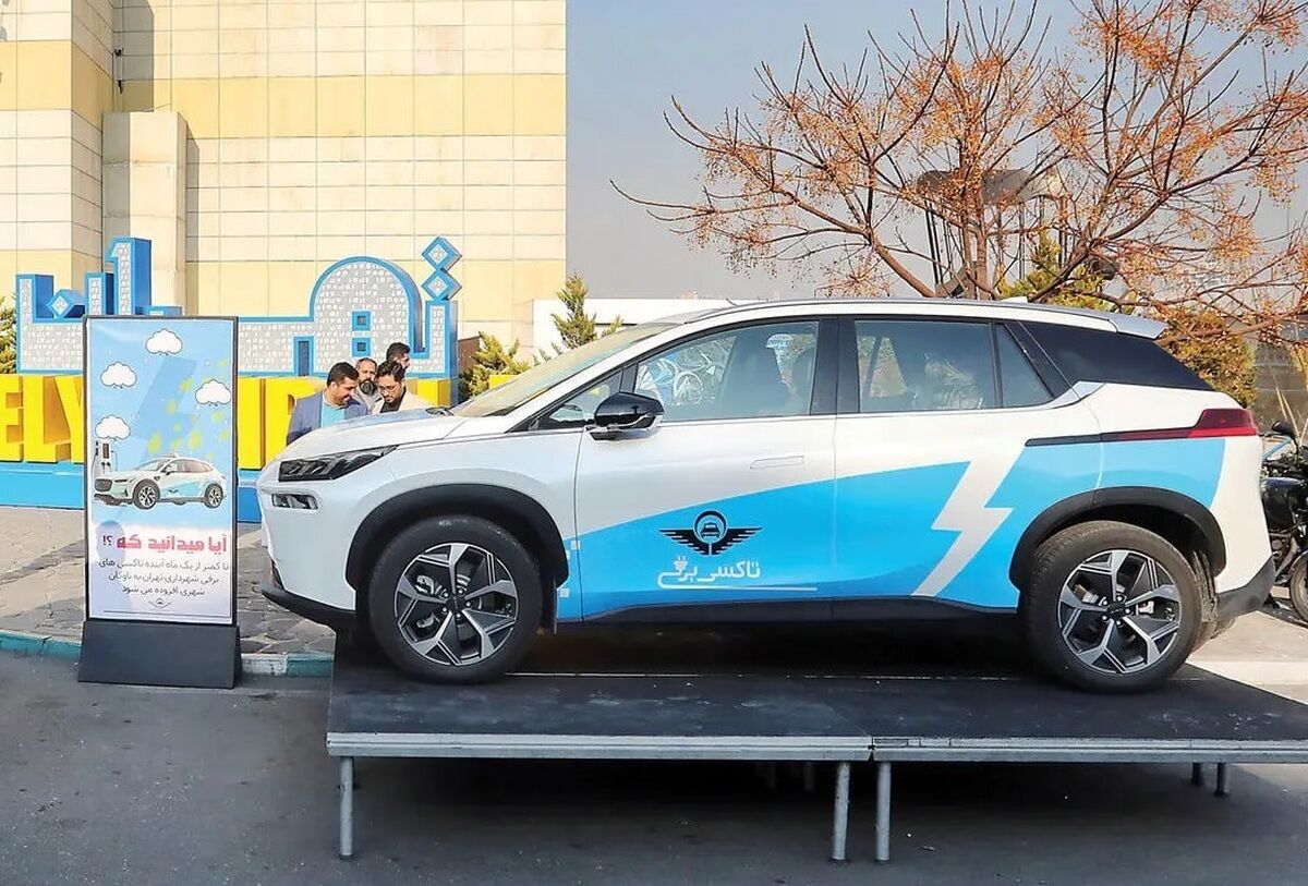 ثبت‌نام ۱۱۰۰ راننده برای تاکسی‌های برقی در تهران؛ رانندگان با ۶۰ میلیون تومان صاحب خودرو می‌شوند