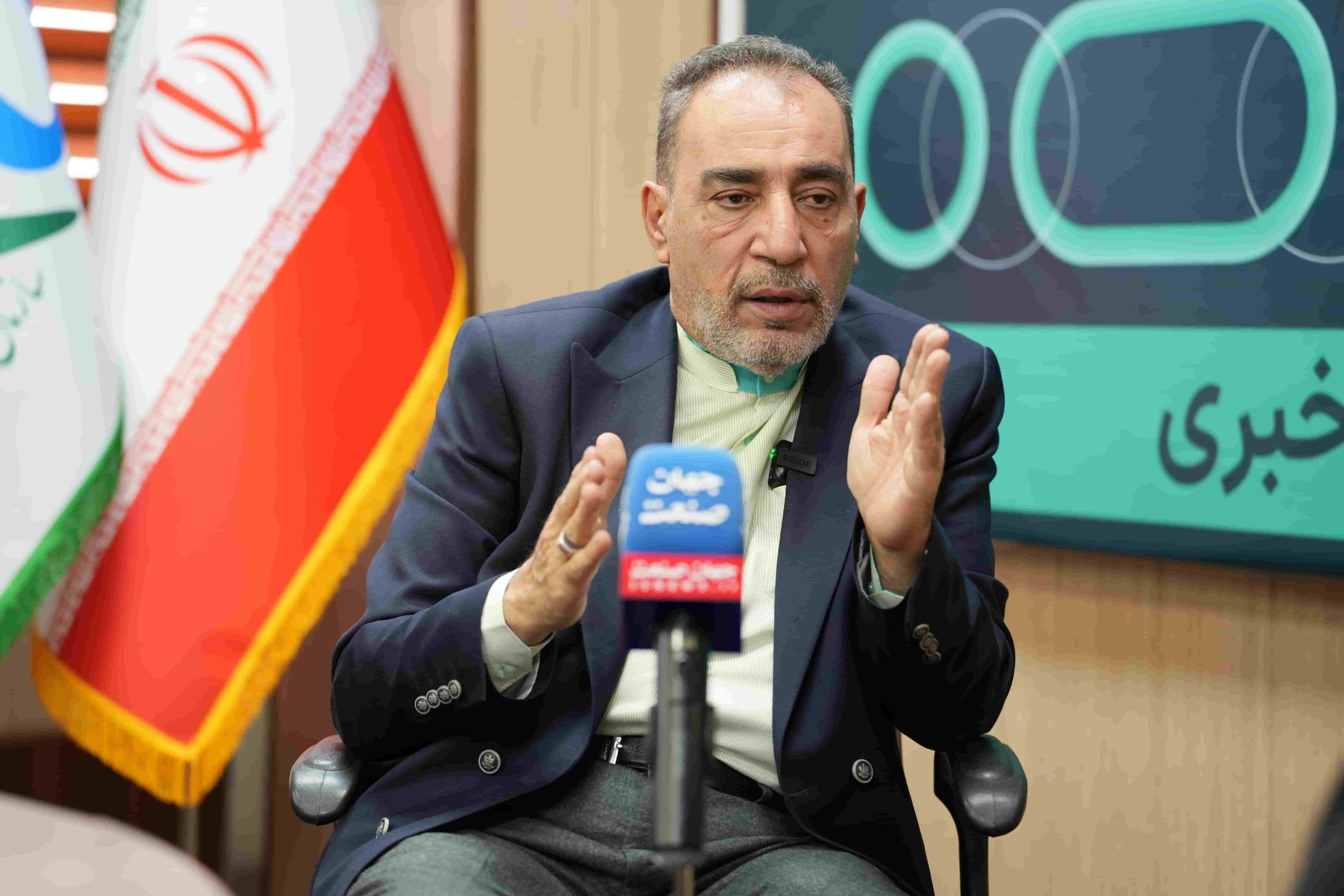 خطوط اعتباری؛ راهی برای شکستن قفل نقدینگی خطوط اعتباری؛ راهی برای شکستن قفل نقدینگی