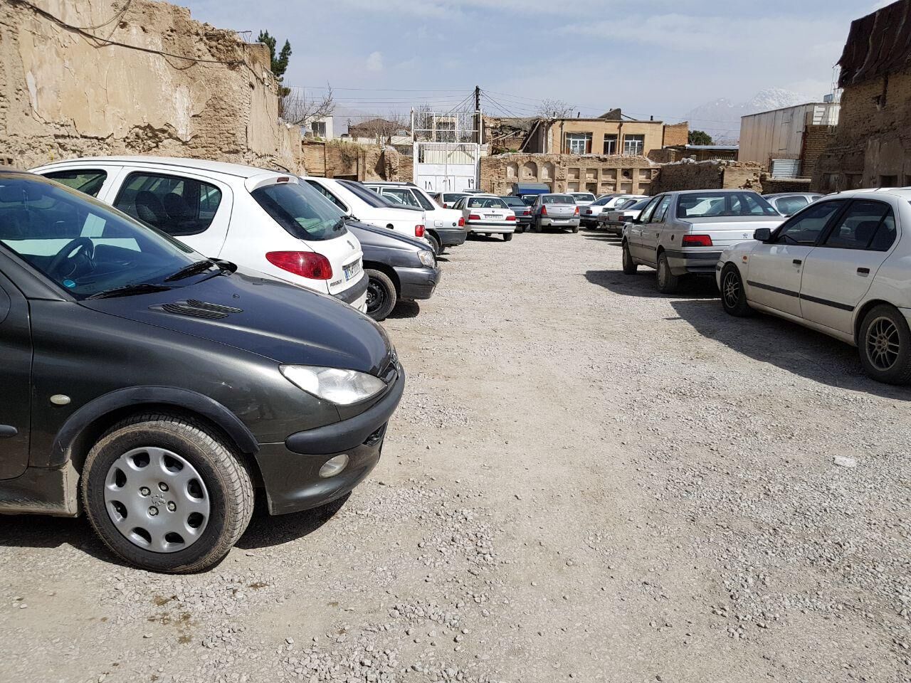 پلیس راهور: خودروهای رسوبی در پارکینگ‌های تهران تعیین تکلیف می‌شوند