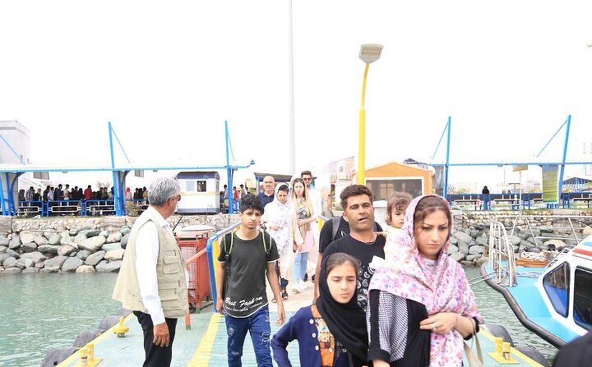 ممنوعیت سفر افراد زیر ۱۸ سال به جزایر هرمزگان؛ قانون جهانی در سفرهای دریایی ایران ممنوعیت سفر افراد زیر ۱۸ سال به جزایر هرمزگان؛ قانون جهانی در سفرهای دریایی ایران