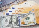 شکاف ۳۰ درصدی قیمت دلار در دو بازار