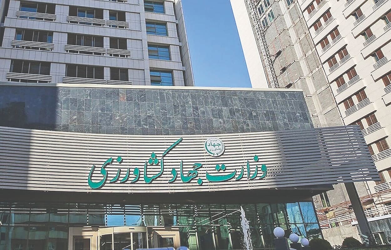 فرافکنی به جای پاسخگویی!