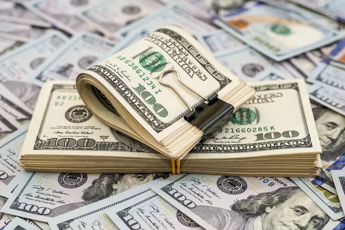 نگرانی‌های سیاسی عامل جهش تقاضای دلار؛ تجربه گذشته چه می‌گوید؟