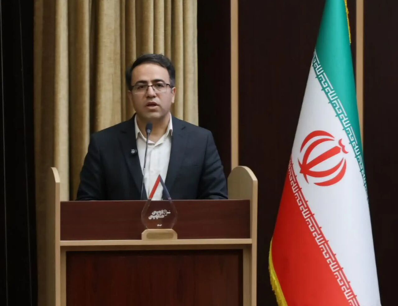 وزارت علوم اجرای طرح اعتبار مالیاتی را کلید زد؛ این بار دانشگاه‌ها محور همکاری با صنایع شدند