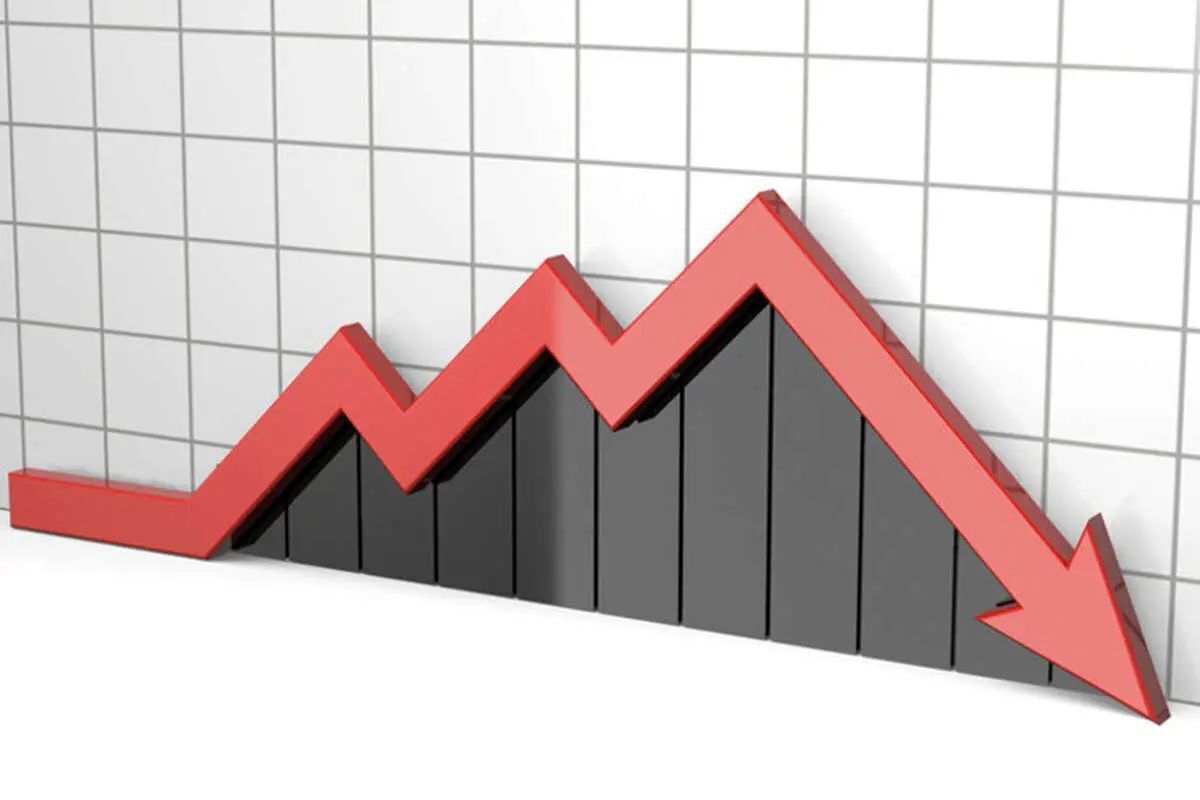 رشد اقتصادی سه‌ماهه نخست ۱۴۰۴ منفی شد؛ کاهش ۰.۱ درصدی GDP با نفت
