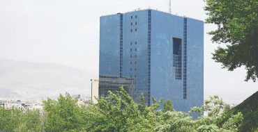نقدینگی در سایه تنش