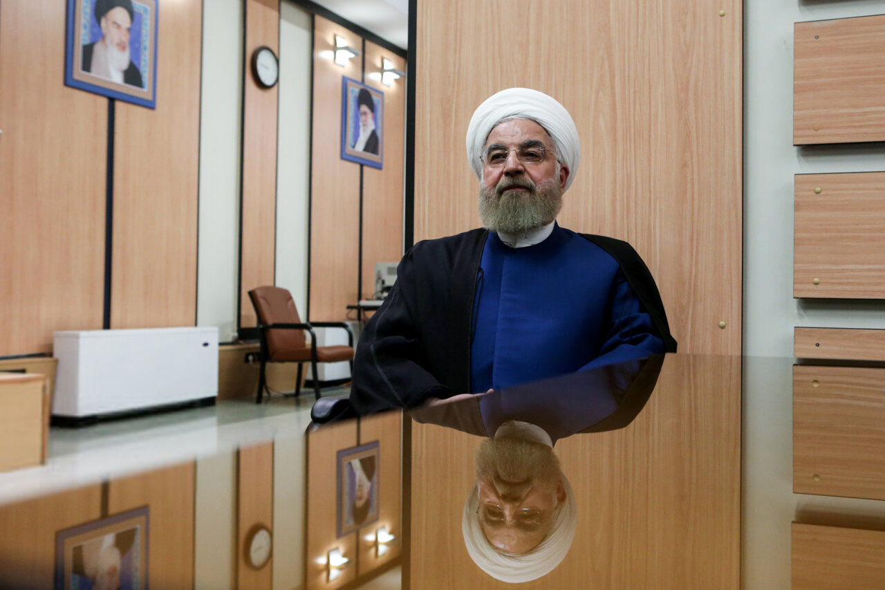 حسن روحانی: آیا قدرت ملی میتواند جلوی جنگ را بگیرد؟ حسن روحانی: آیا قدرت ملی میتواند جلوی جنگ را بگیرد؟