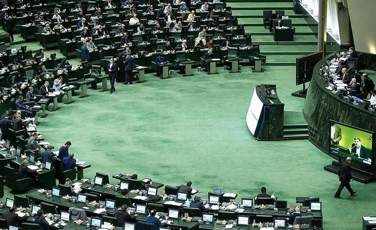 افشاگری درباره لایحه مهاجرت؛ آیا هویت ملی ایران تهدید میشود؟ افشاگری درباره لایحه مهاجرت؛ آیا هویت ملی ایران تهدید میشود؟