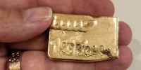 بازار طلا در مدار نوسان؛ خریداران طلای آبشده این توصیه را جدی بگیرند