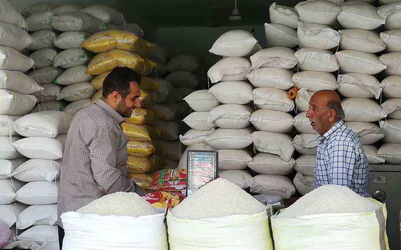 واردات ۱۵۰ هزار تن برنج پاکستانی؛ توزیع با قیمت مصوب آغاز شد واردات ۱۵۰ هزار تن برنج پاکستانی؛ توزیع با قیمت مصوب آغاز شد