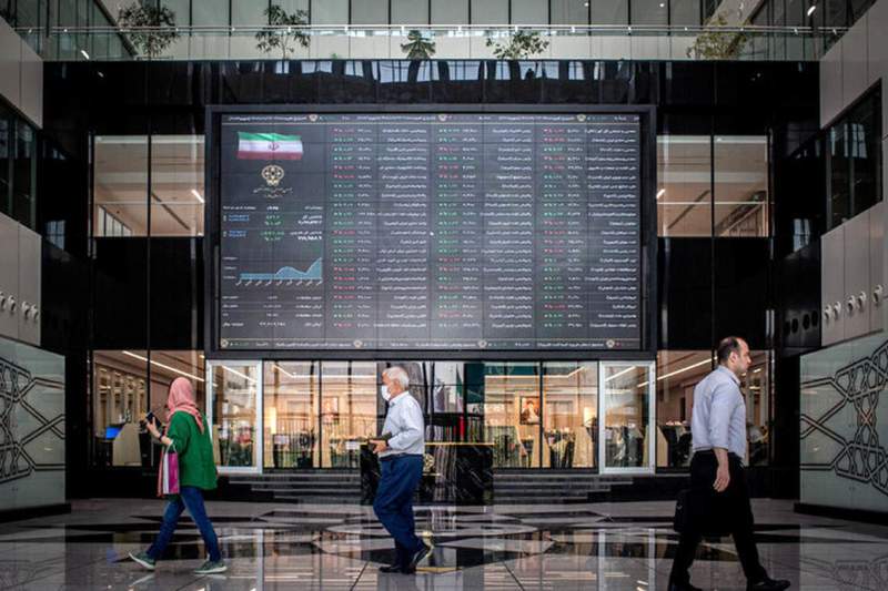 تداوم رونق معاملات خرد در بورس