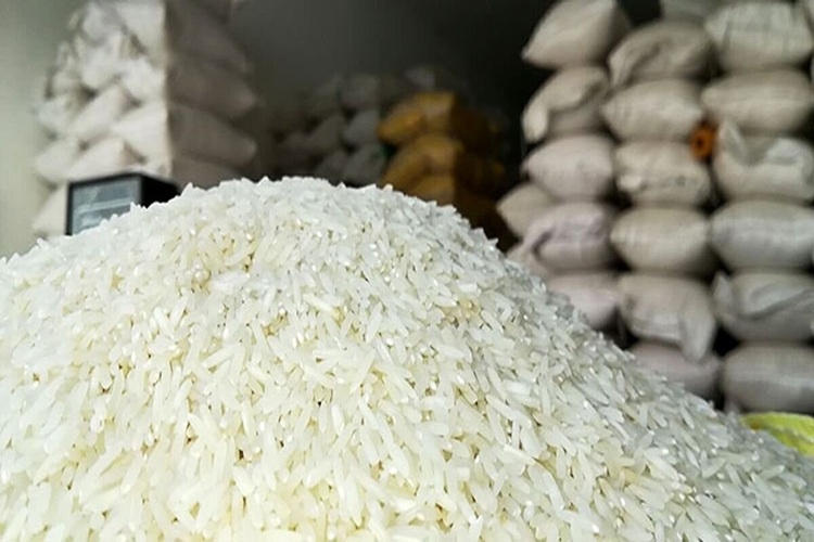 بازگشت برنج به گمرکات؛ دولت با هماهنگی شورای قیمتگذاری مانع ابطال شد بازگشت برنج به گمرکات؛ دولت با هماهنگی شورای قیمتگذاری مانع ابطال شد